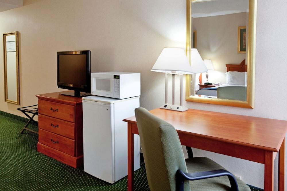 Holiday Inn Express Anderson I-85 - Exit 27- Highway 81 By Ihg Buitenkant foto
